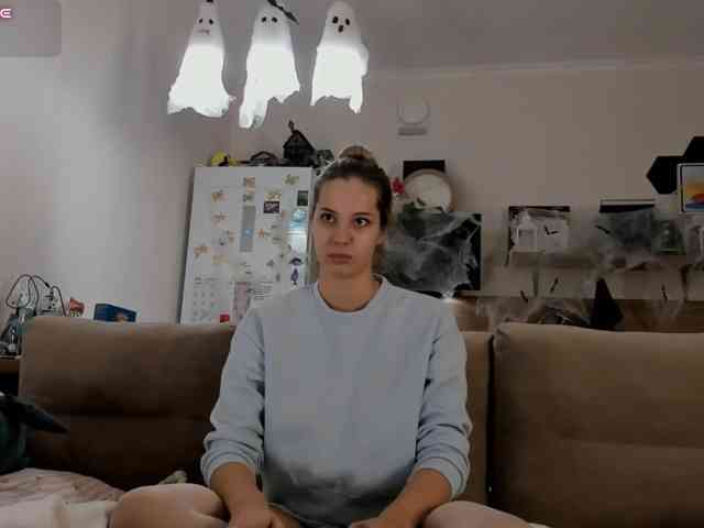 Girlalonehome