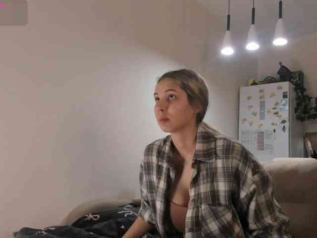 Girlalonehome
