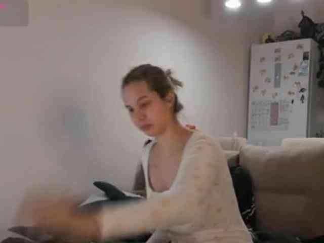 Girlalonehome