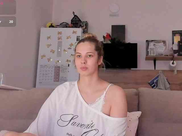 Girlalonehome
