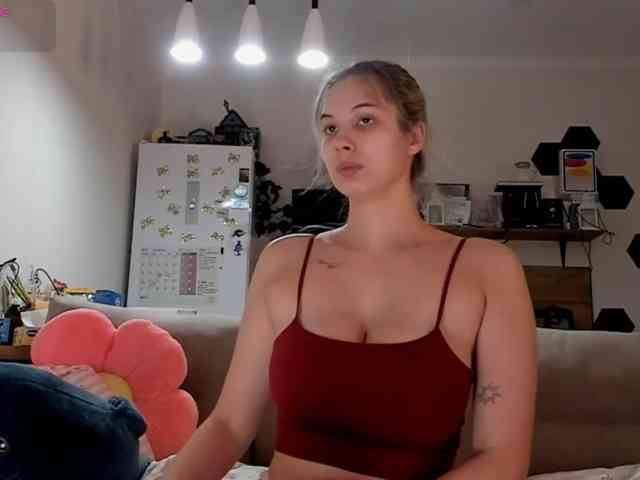 Girlalonehome