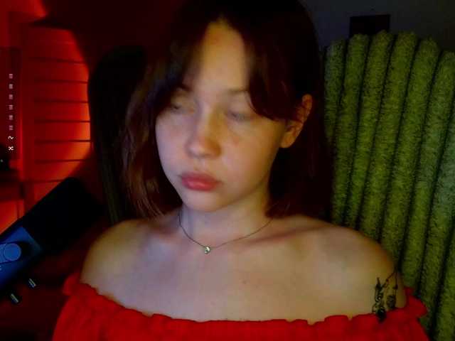 sweetdreamss cam belle