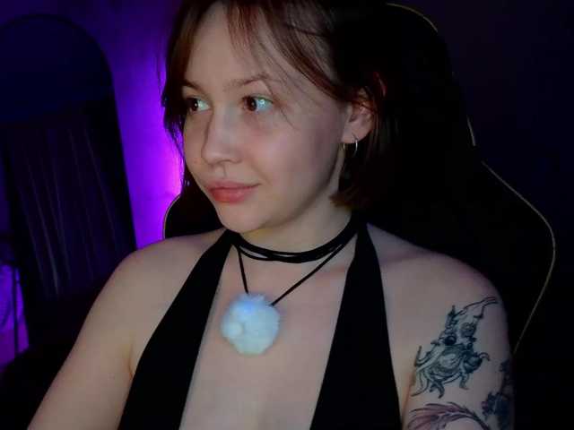 sweetdreamss, live now on BongaCams
