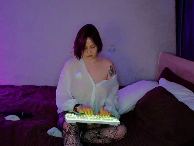 sweetdreamss, live now on BongaCams