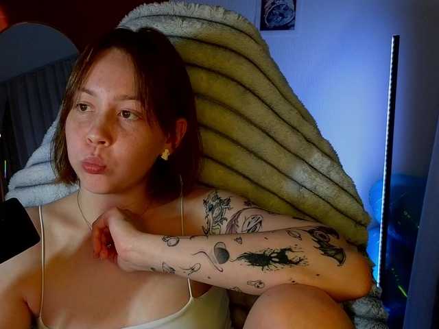 sweetdreamss live sex show