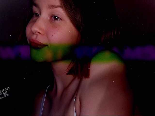 -sweetdreamss- live webcam show