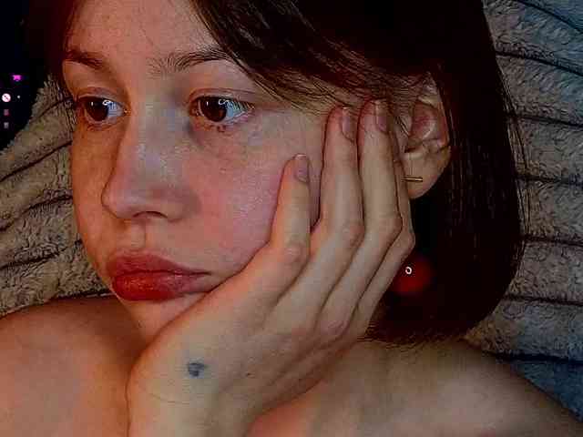 Model: -sweetdreamss-