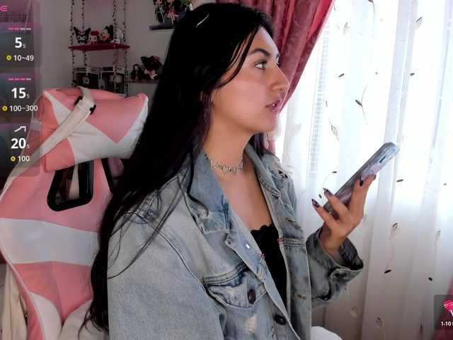 sweetFoxy_17 live cam preview