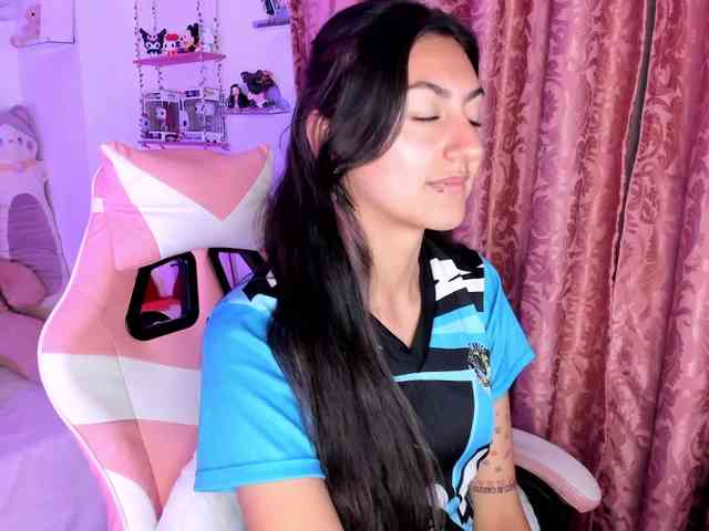 sweetFoxy_17 webcam