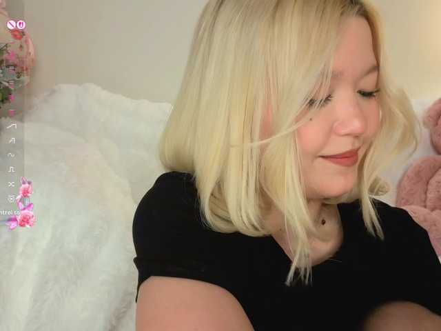milli-sunrise live webcam show