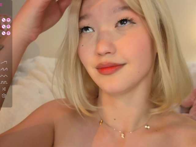 milli-sunrise live webcam show