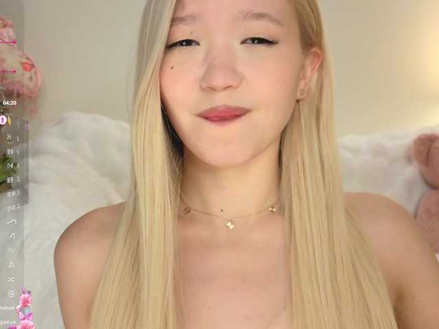milli-sunrise live cam on BongaCams