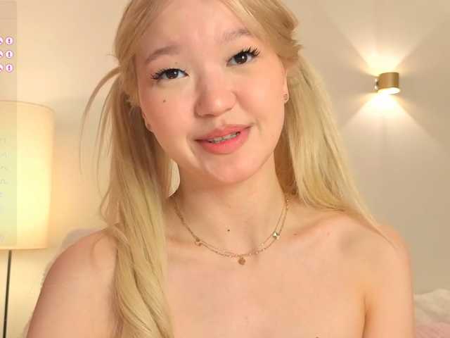 milli-sunrise live cam on BongaCams