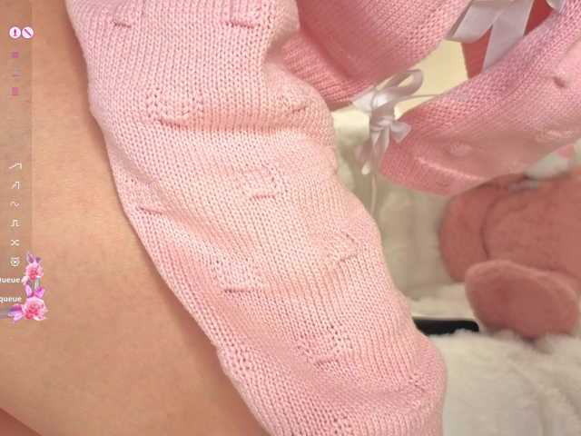 milli-sunrise live cam on BongaCams