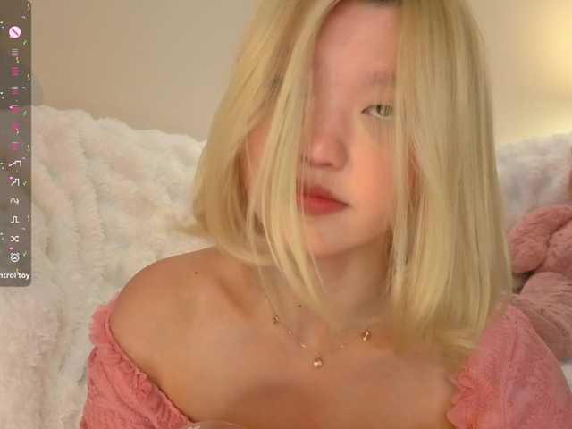 milli-sunrise Live Cam on BongaCams
