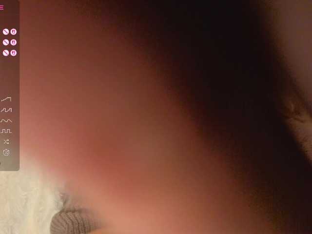 milli-sunrise live webcam show