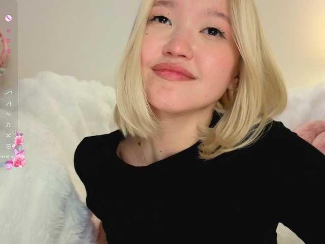 milli-sunrise live webcam show