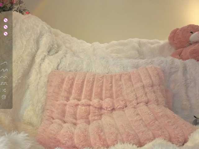 milli-sunrise live webcam show