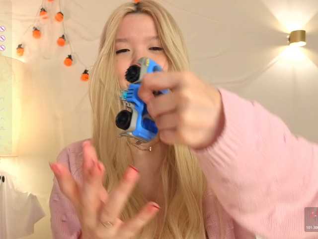 milli-sunrise live cam on BongaCams