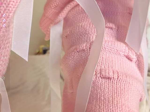 milli-sunrise live cam on BongaCams