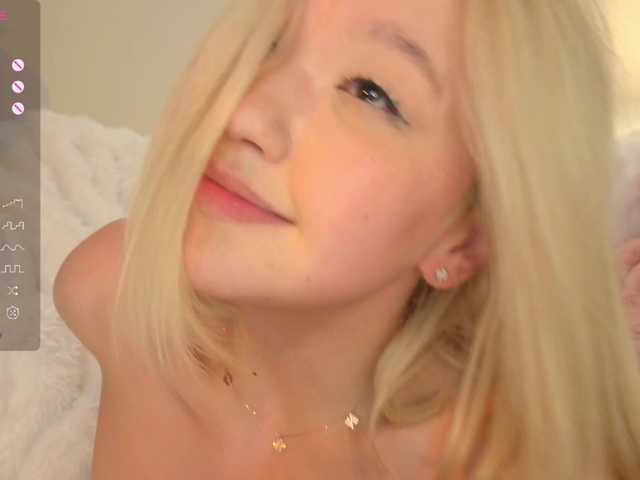 milli-sunrise live webcam show