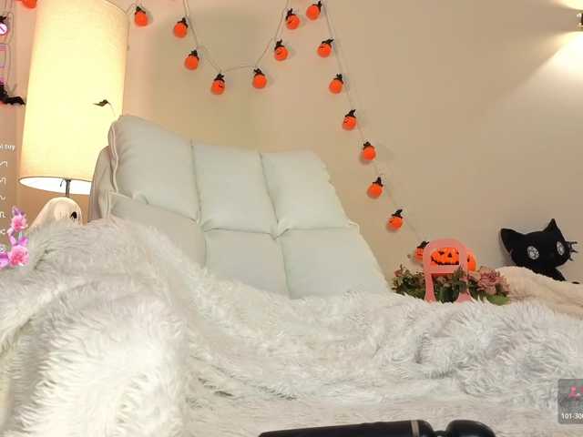 milli-sunrise live cam on BongaCams