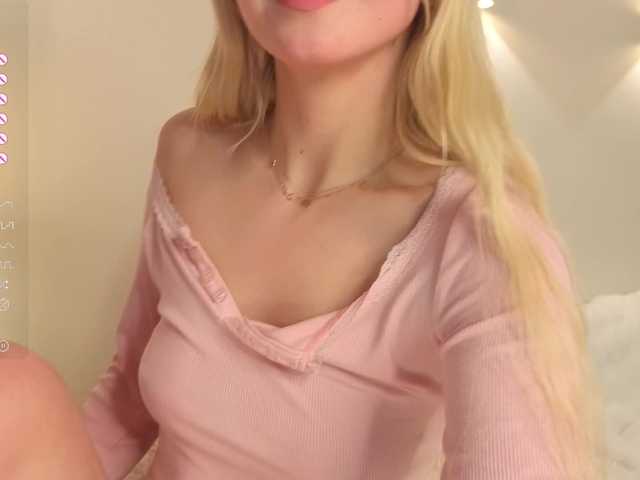 milli-sunrise live cam on BongaCams