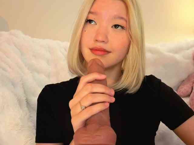 milli-sunrise Sex Cam Show