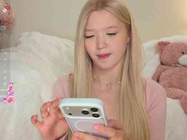 Milli-sunrise's cam show statistics and live stream