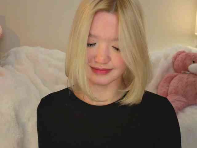 milli-sunrise Sex Cam Show
