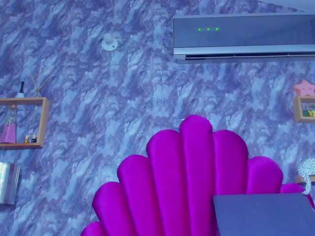 EMMA_PARIS live webcam show