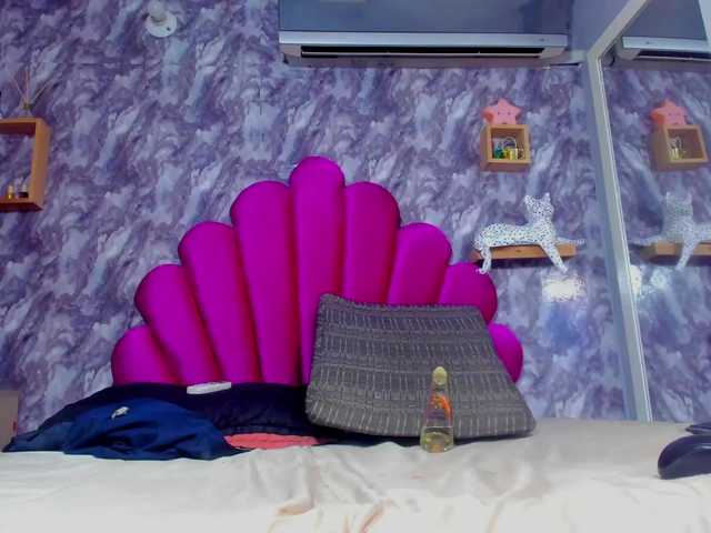 EMMAPARIS live cam on BongaCams
