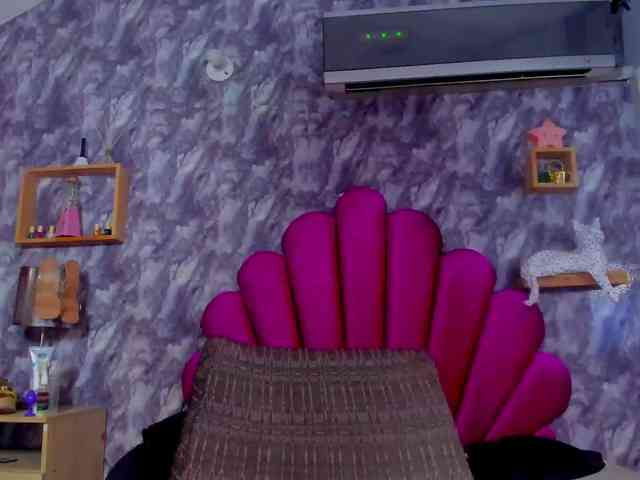 EMMA_PARIS webcam