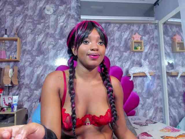 EMMA_PARIS webcam