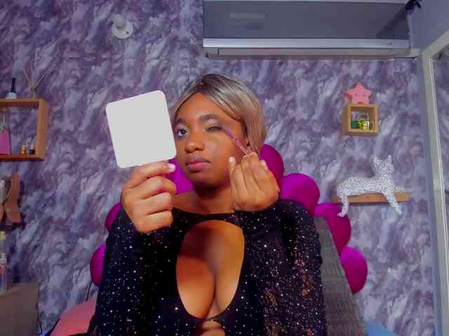 EMMA_PARIS webcam