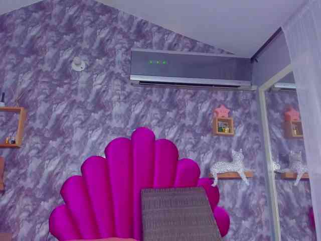 EMMA_PARIS webcam