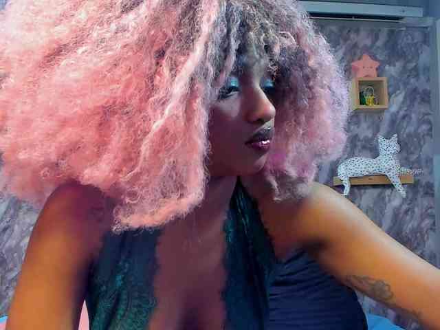 EMMAPARIS bongacams