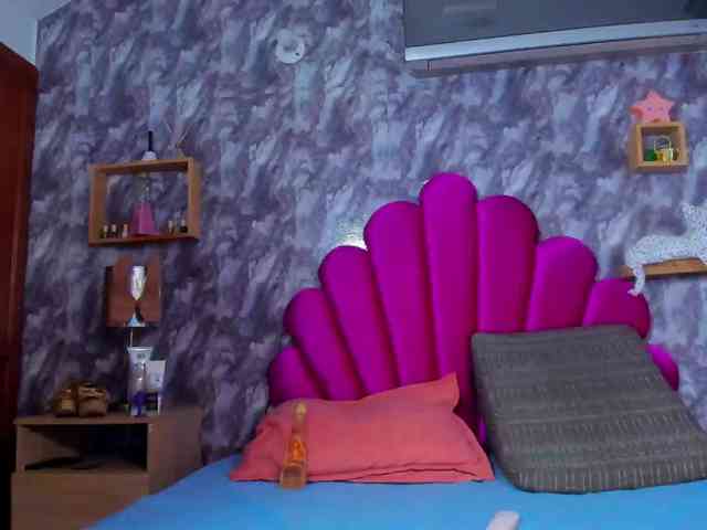 EMMA_PARIS webcam