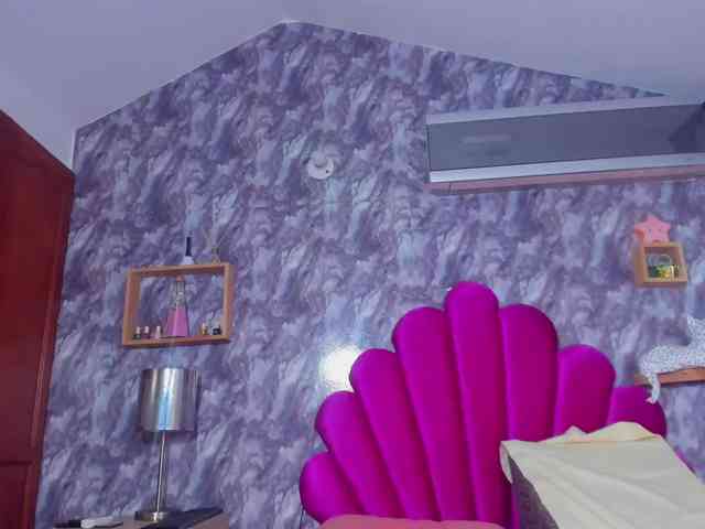 EMMA_PARIS webcam