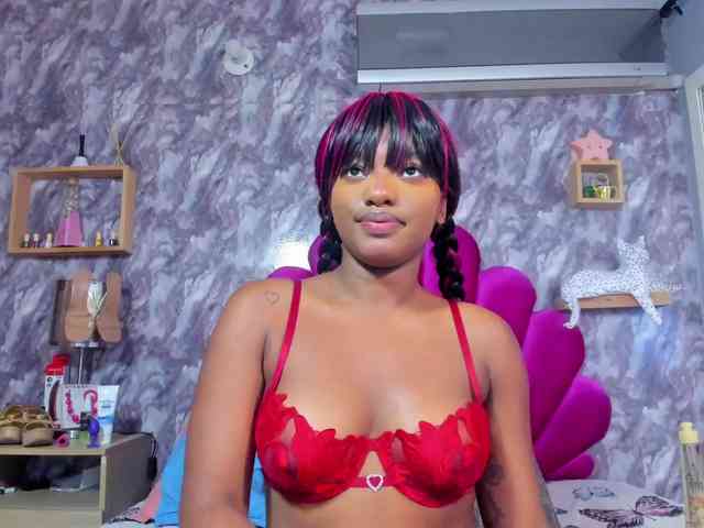 EMMA_PARIS webcam