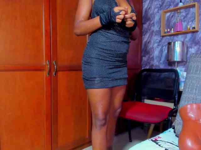 EMMA_PARIS webcam