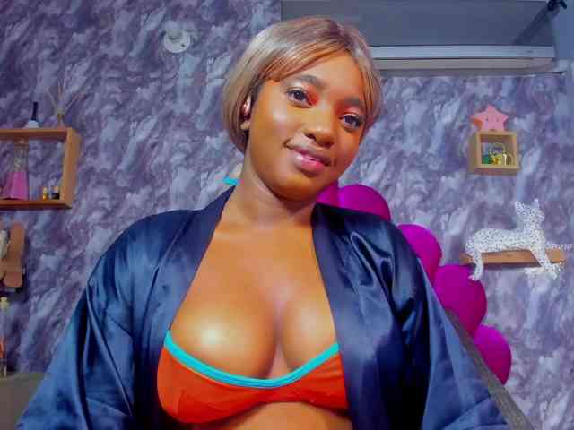 EMMA_PARIS webcam