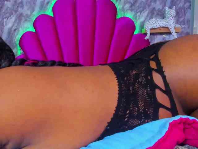 EMMA_PARIS webcam