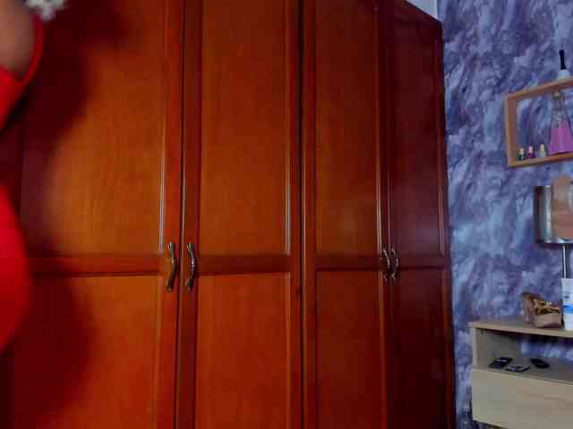 EMMA_PARIS webcam