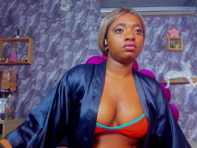 EMMA_PARIS webcam