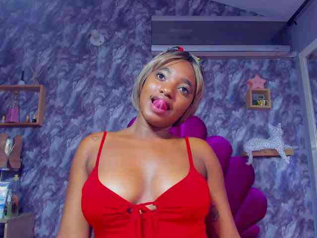 EMMA_PARIS webcam