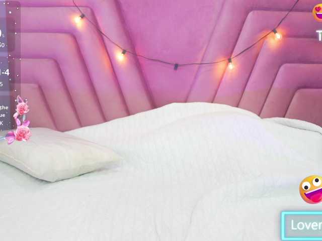 horny18girl live cam on BongaCams
