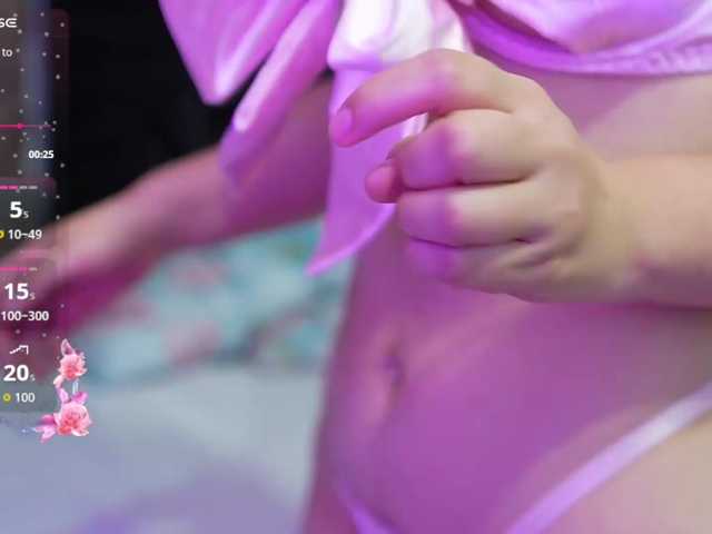 horny18girl live cam on BongaCams