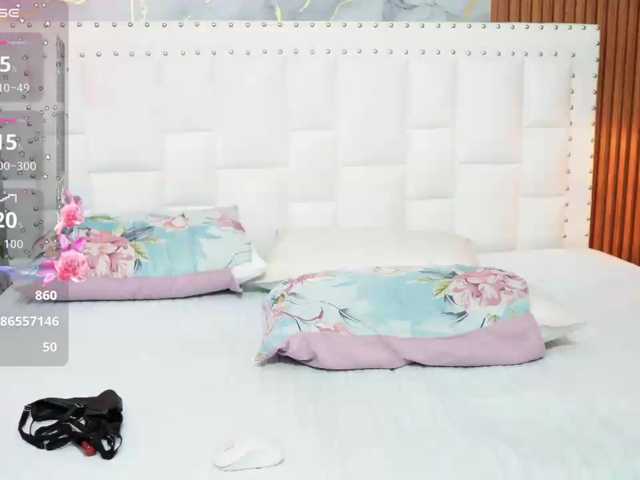 horny18girl live cam on BongaCams