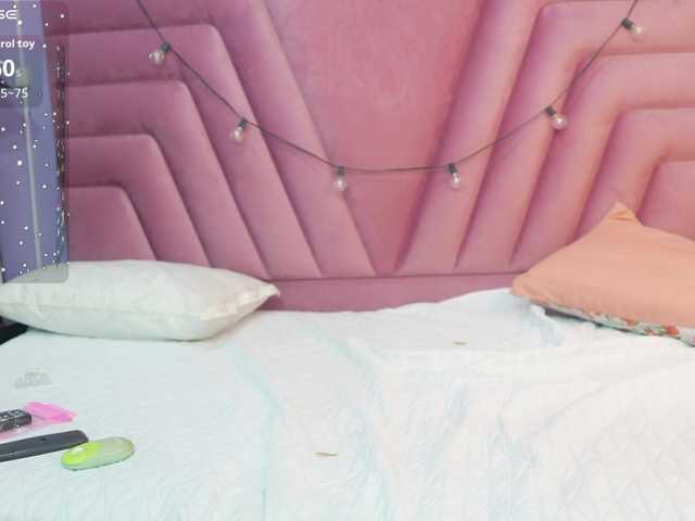 horny18girl live cam on BongaCams
